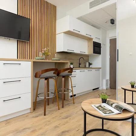 아파트호텔 Wola Business Kasprzaka By Renters