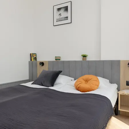 Wola Business Kasprzaka By Renters 아파트호텔