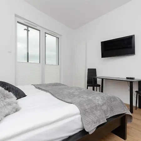 Wola Business Kasprzaka By Renters Warschau
