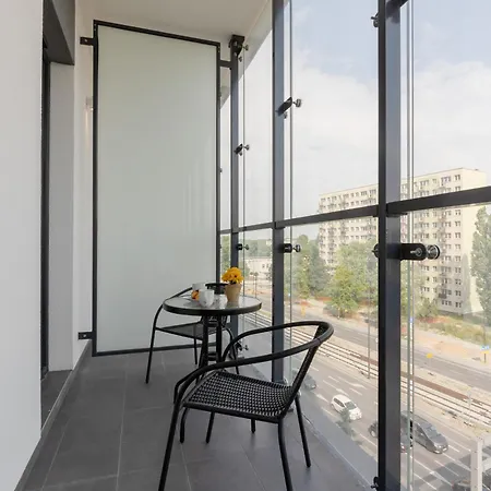 Wola Business Kasprzaka By Renters Aparthotel *
