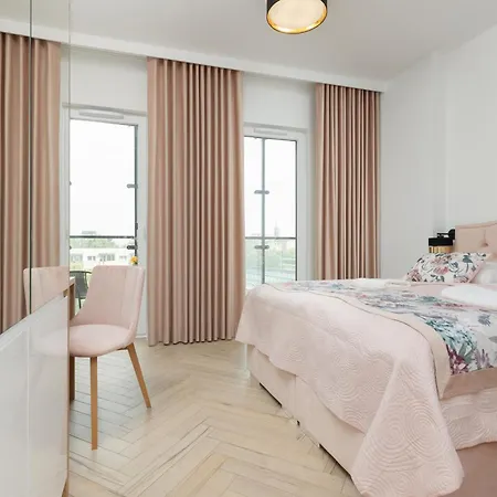 Wola Business Kasprzaka By Renters Warschau